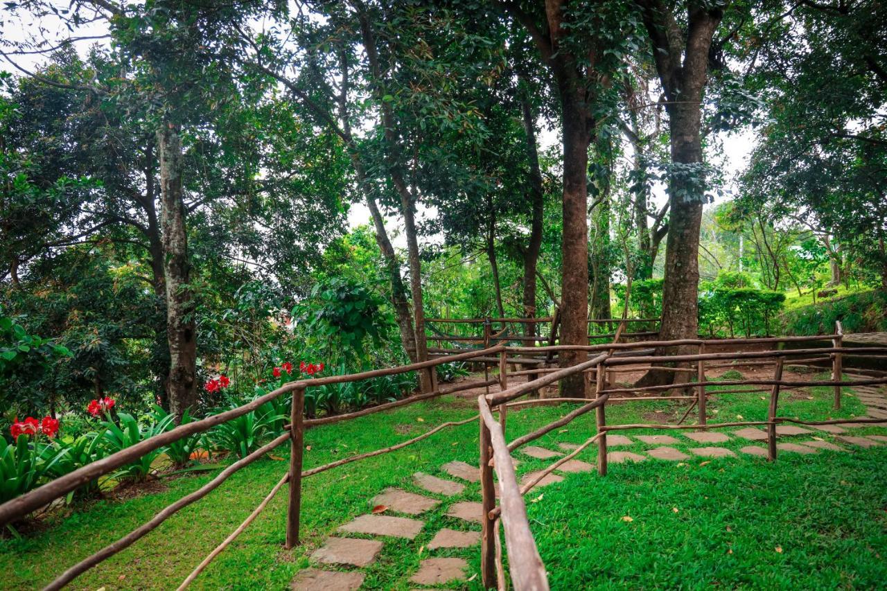 Golden Fern Resort Kanthalloor Kültér fotó